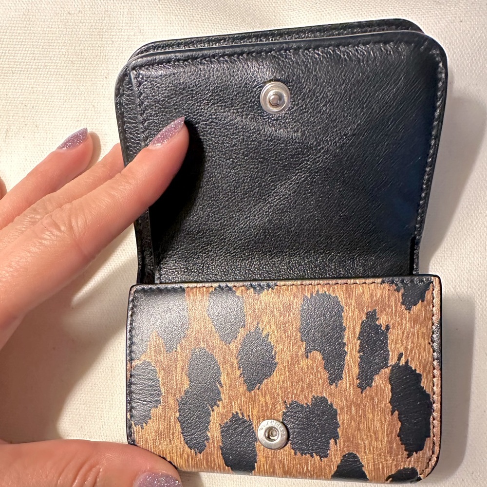 Genuine Leather Balenciaga Wallet - Picture 7 of 9